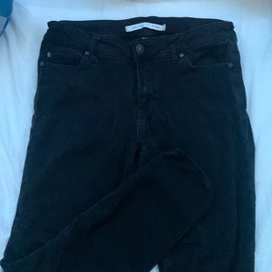 celebrity pink black pants !